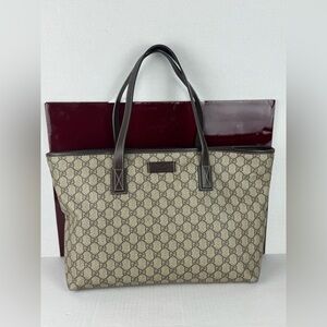GUCCI GG Supreme Monogram Medium Zippered Shopping Tote Dark Brown.